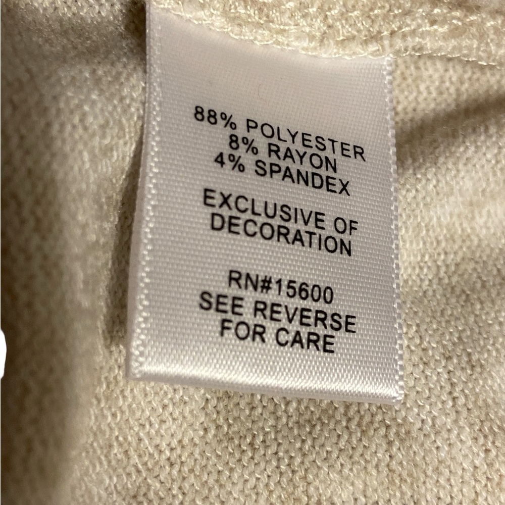 Women's Cream lightweight Sweater - Picture 7 of 12